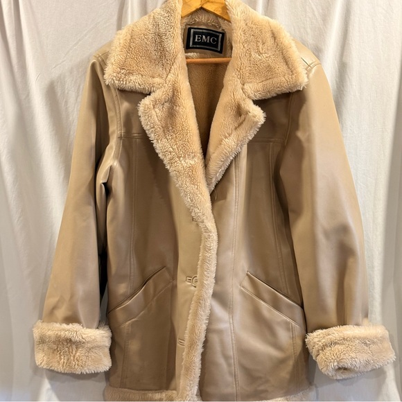Women's Cream Teddy Jacket with Faux Fur Collar - Picture 2 of 8